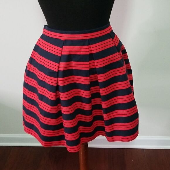 GAP Red and Blue Pleated Skirt size 8 - Picture 6 of 8